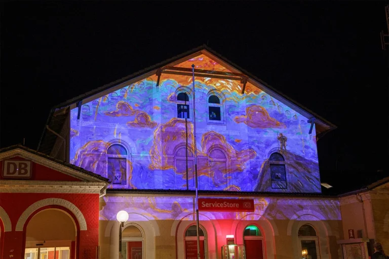 Haus auf das Lichter projiziert werden.